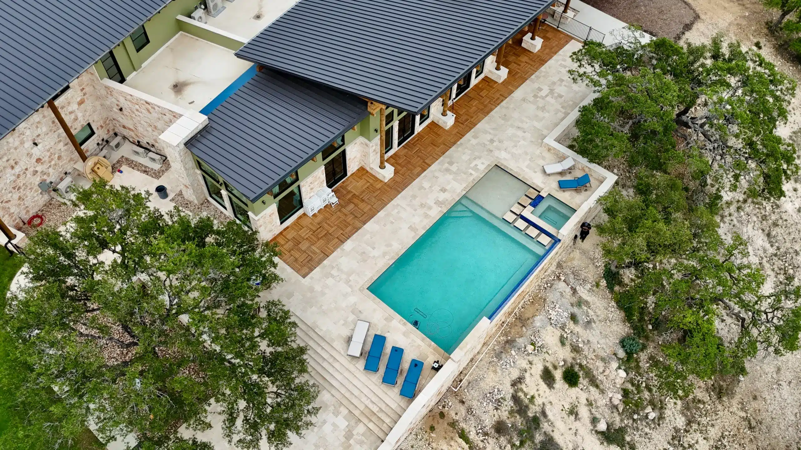 w=original,format=auto (1)